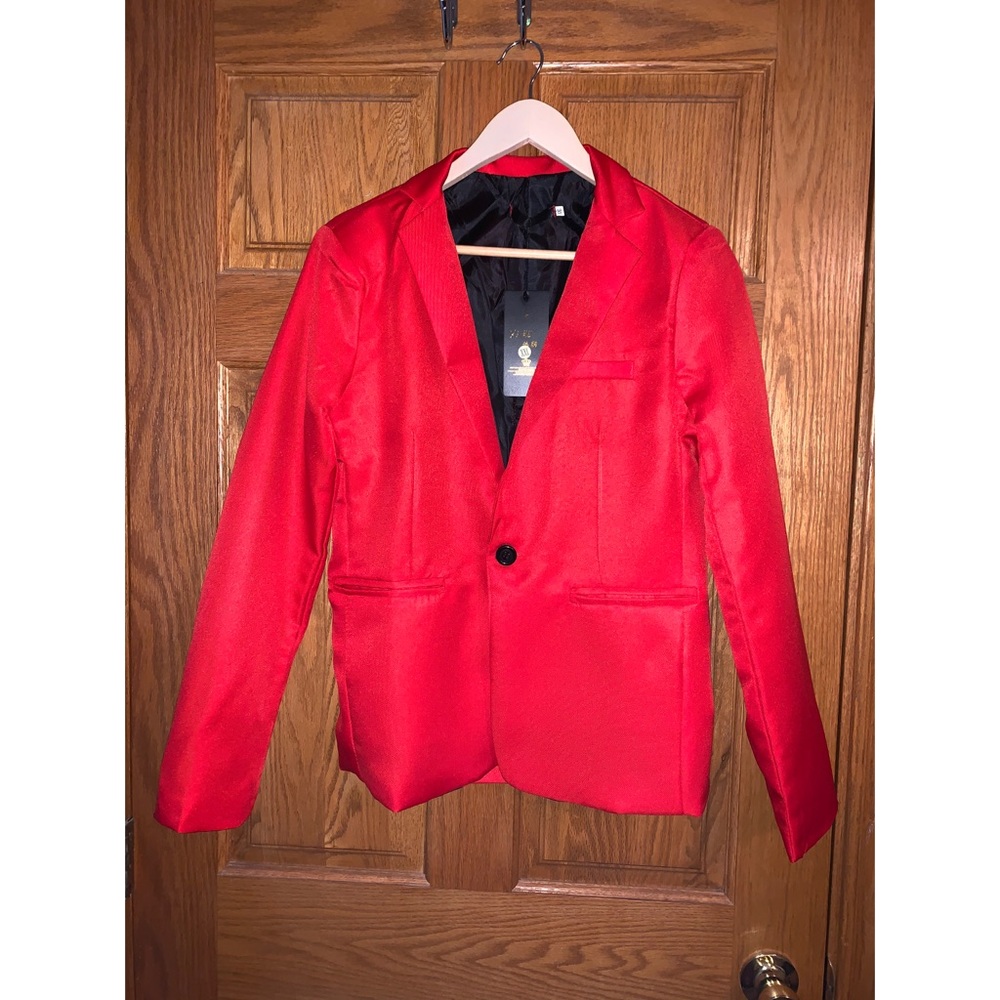 Yi Ku Classic Style Red Evening Jacket
